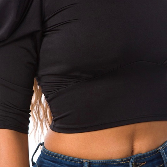 Cropped top - Picture 2 of 5